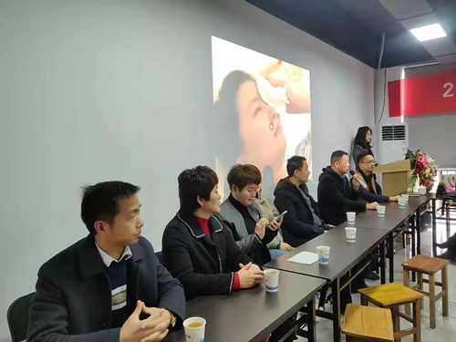 徽大姐集團攜手穎上縣聚點職校，母嬰護理專業開班助力阜陽家政服務升級