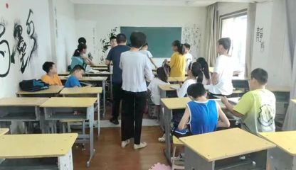 忽悠70名小學生進行‘小升初’考試，阜陽一無證培訓機構被查封